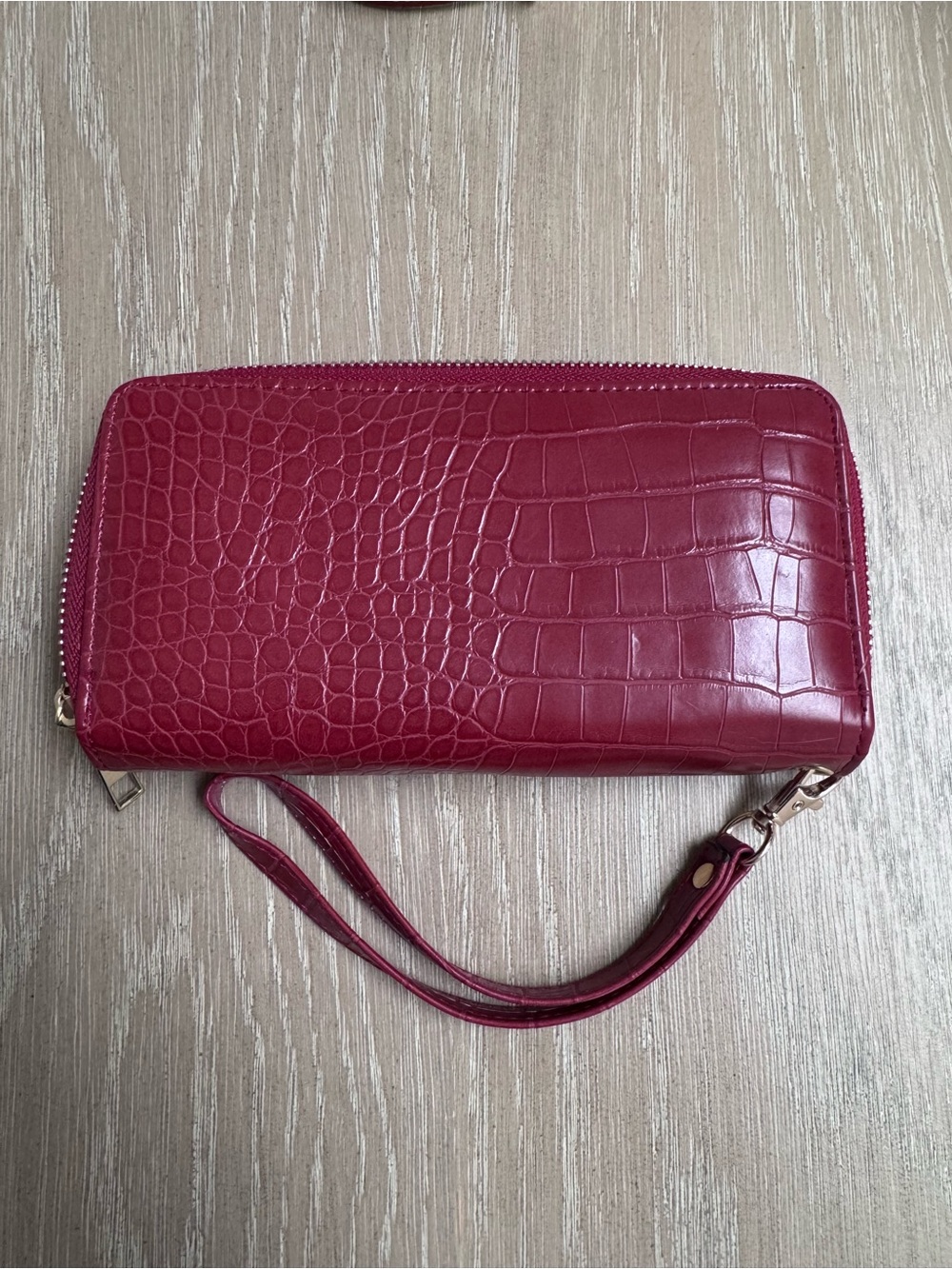 Croc-Embossed Zip Wallet Wristlet in Raspberry